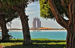 Recorrido por el Heritage Village y la Corniche