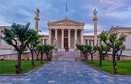 Explora el Museo Arqueológico de Atenas