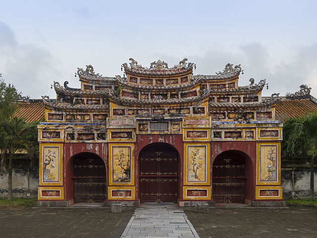 Exploradores en Indochina