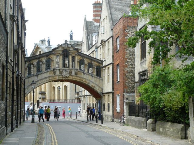 Inglaterra y Países Bajos Esencial