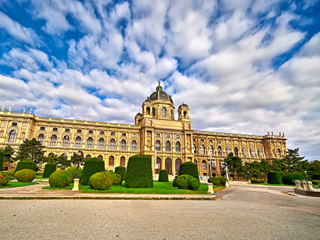 De Viena a Londres +i