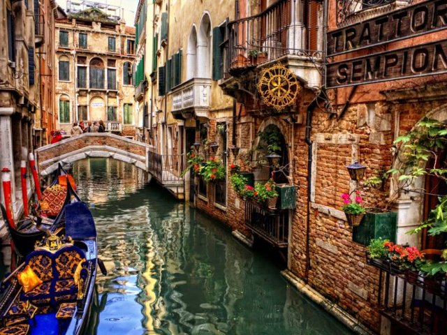 Italia, Costa Azul y España