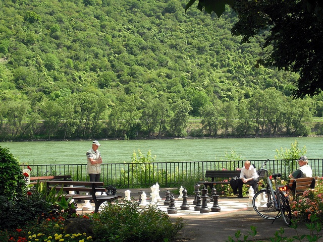 Londres, Ámsterdam y Capitales Imperiales