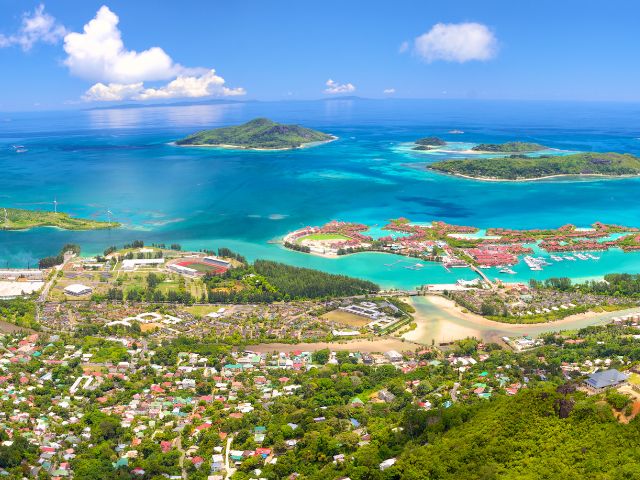 ISLAS SEYCHELLES 4*: HOTEL DOUBLE TREE BY HILTON ALLAMANDA (7 NOCHES EN HABITACION KING DELUXE OCEAN VIEW EN MP)