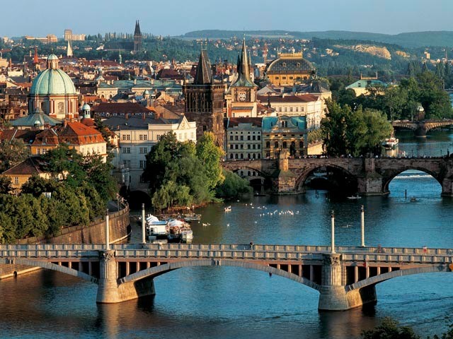 Praga y Polonia – 2027