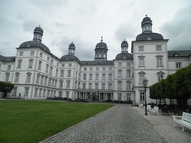 AMSTERDAM, ALEMANIA Y EL ESTE EUROPEO