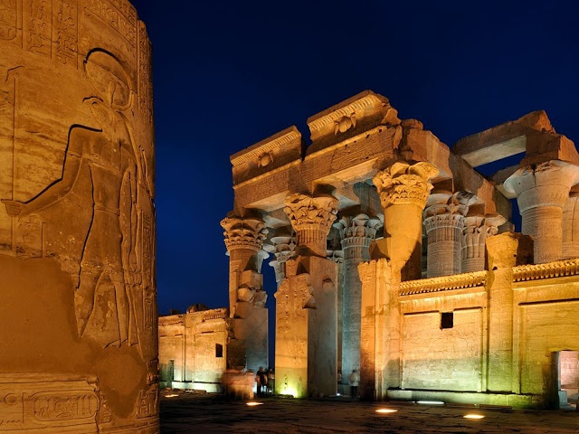 SUPER EGIPTO CON CRUCERO 3 DIAS EN EL NILO, MAR ROJO Y DUBAI - EXCLUSIVO SPECIAL TOURS