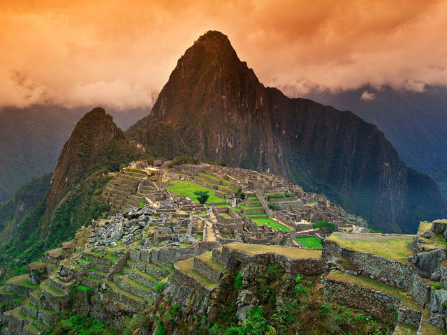 NUEVO AMANECER EN MACHU PICCHU