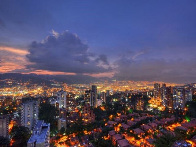 BIENVENIDO A COLOMBIA
