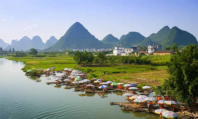 China Sensaciones Auténticas - Fin Hong Kong