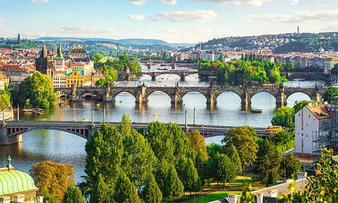 Diagonal Centroeuropeo +i