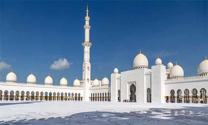 EMIRATOS AL COMPLETO - EXCLUSIVO SPECIAL TOURS