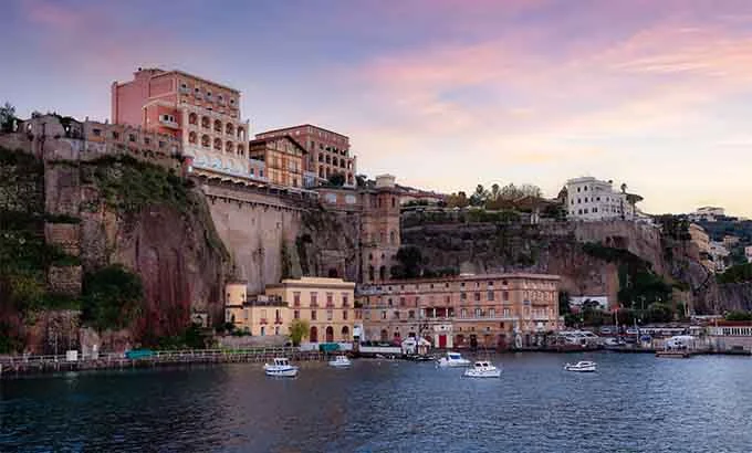 ITALIA BELLA, ENCANTOS DEL SUR Y COSTA AMALFITANA